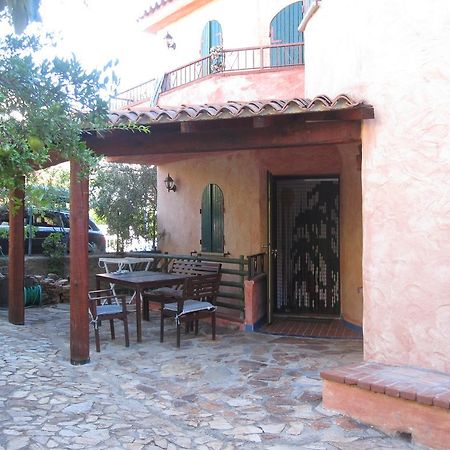 Villa Le Ginestre La Caletta Pokój zdjęcie