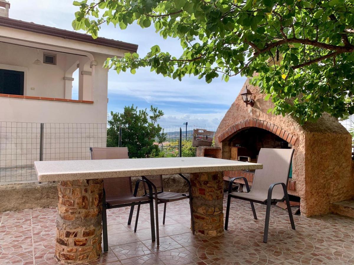 Villa Le Ginestre La Caletta Zewnętrze zdjęcie